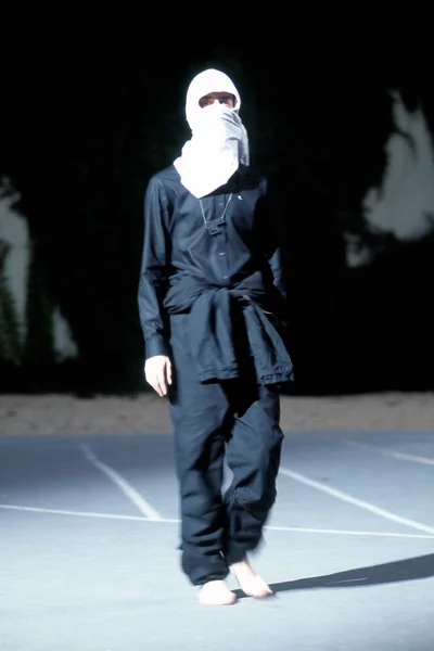 Look 24